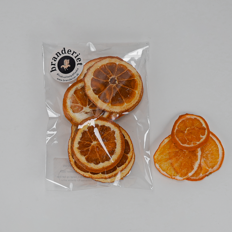 Dehydrerede appelsiner giver en flot orange touch til din gin og tonic. De afgiver en smule sødlig smag og aroma til drinken.