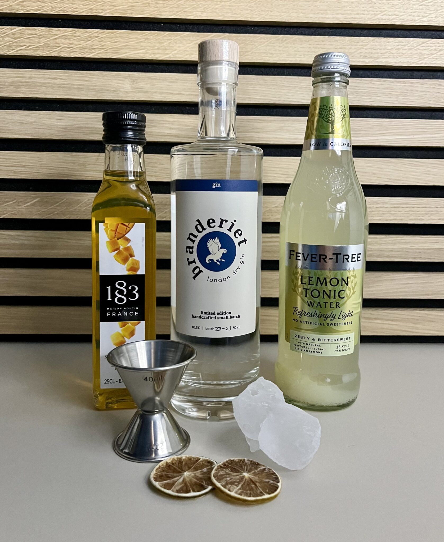 Gin Hass ingredienser